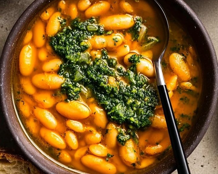 Soothing Vegetarian Bean Soup: A Gentle Dinner Idea overview